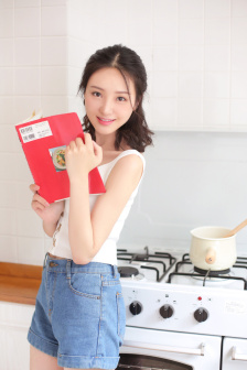 我的夜晚比你的白天更美丽